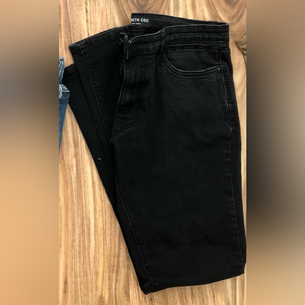 Kenneth Cole / New York / Slim Fit